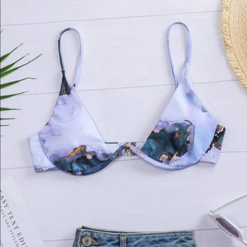 Baiting suit top